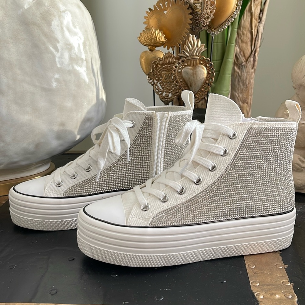 Steve Madden sneakers